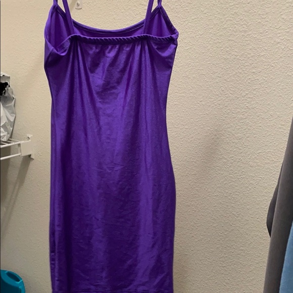 Purple fitted dress - Picture 3 of 3